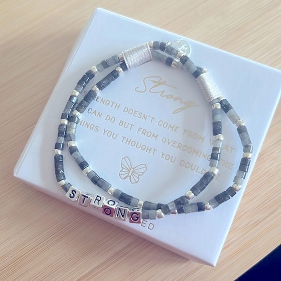 Brand New Set of Silver Plated Beaded Stretch Bracelets Butterfly Charm “Strong” - Picture 10 of 14